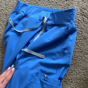NWOT Figs High rise Yola XS TALL scrubs